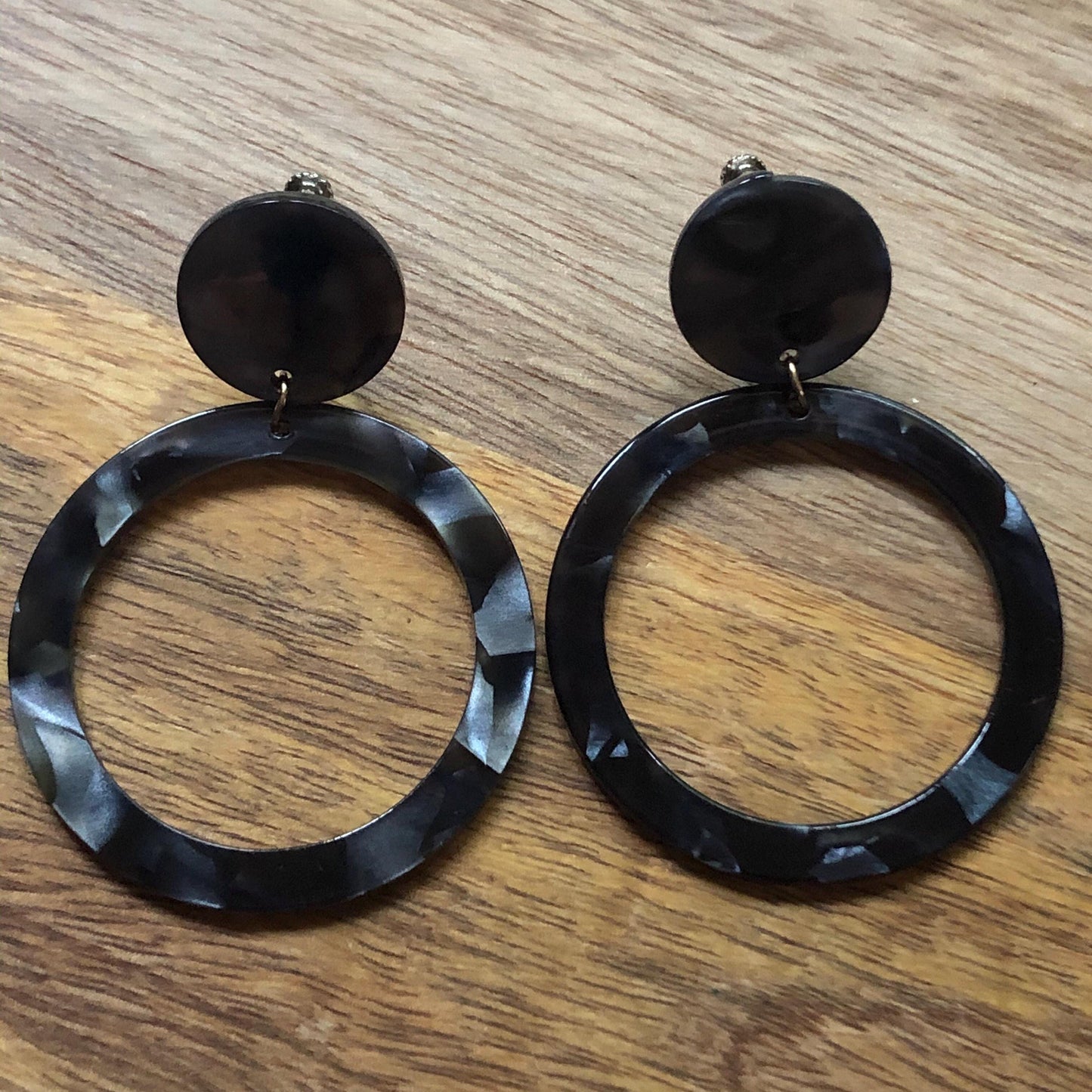 Biggest trendy dangling acetate tortoiseshell hoop clip on earrings