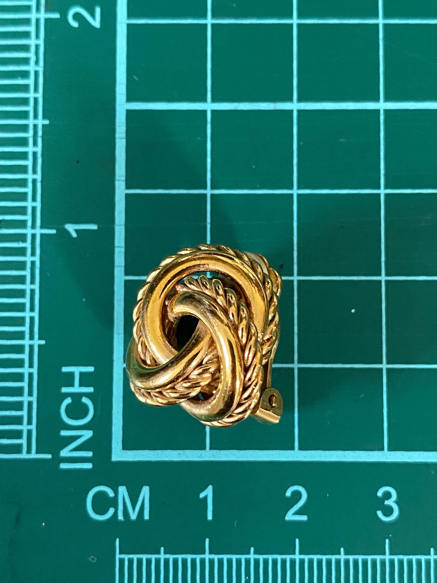 Vintage clip on Silver or Gold knot earrings