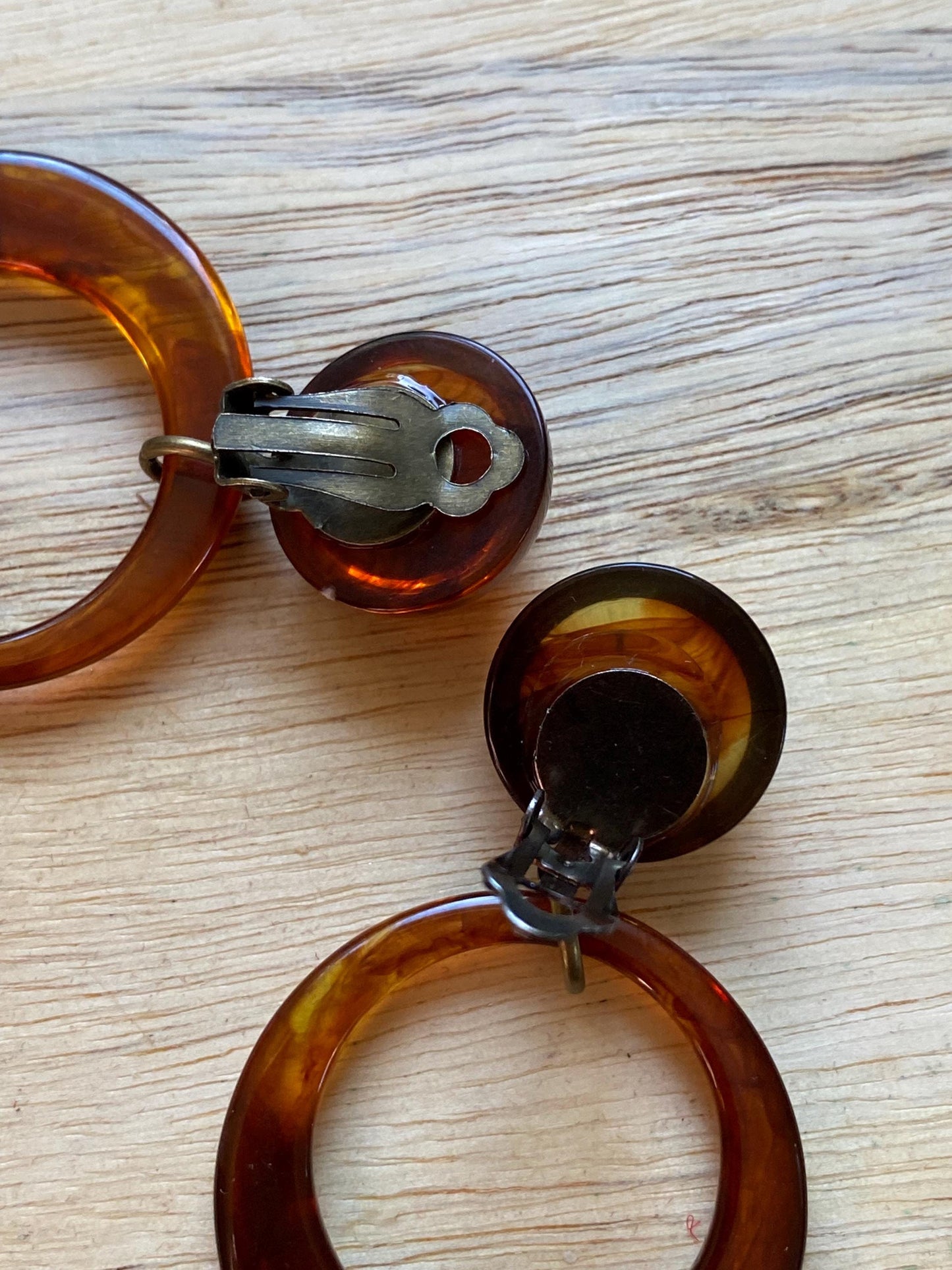 Dangling plastic tortoiseshell hoop clip on earrings, neutral dangle ear clips