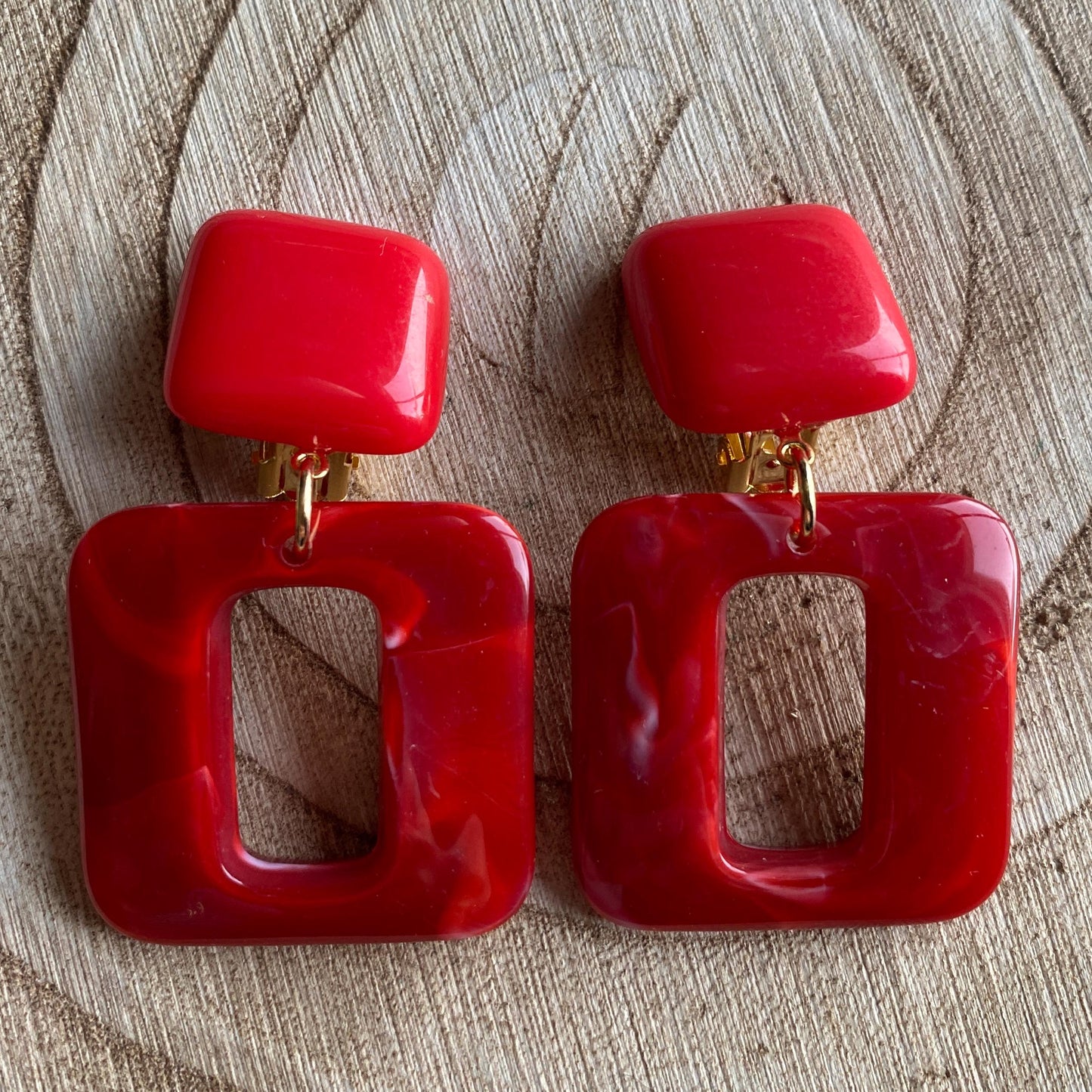 Large clip on red dangle earrings, chunky modern marbled ear clips