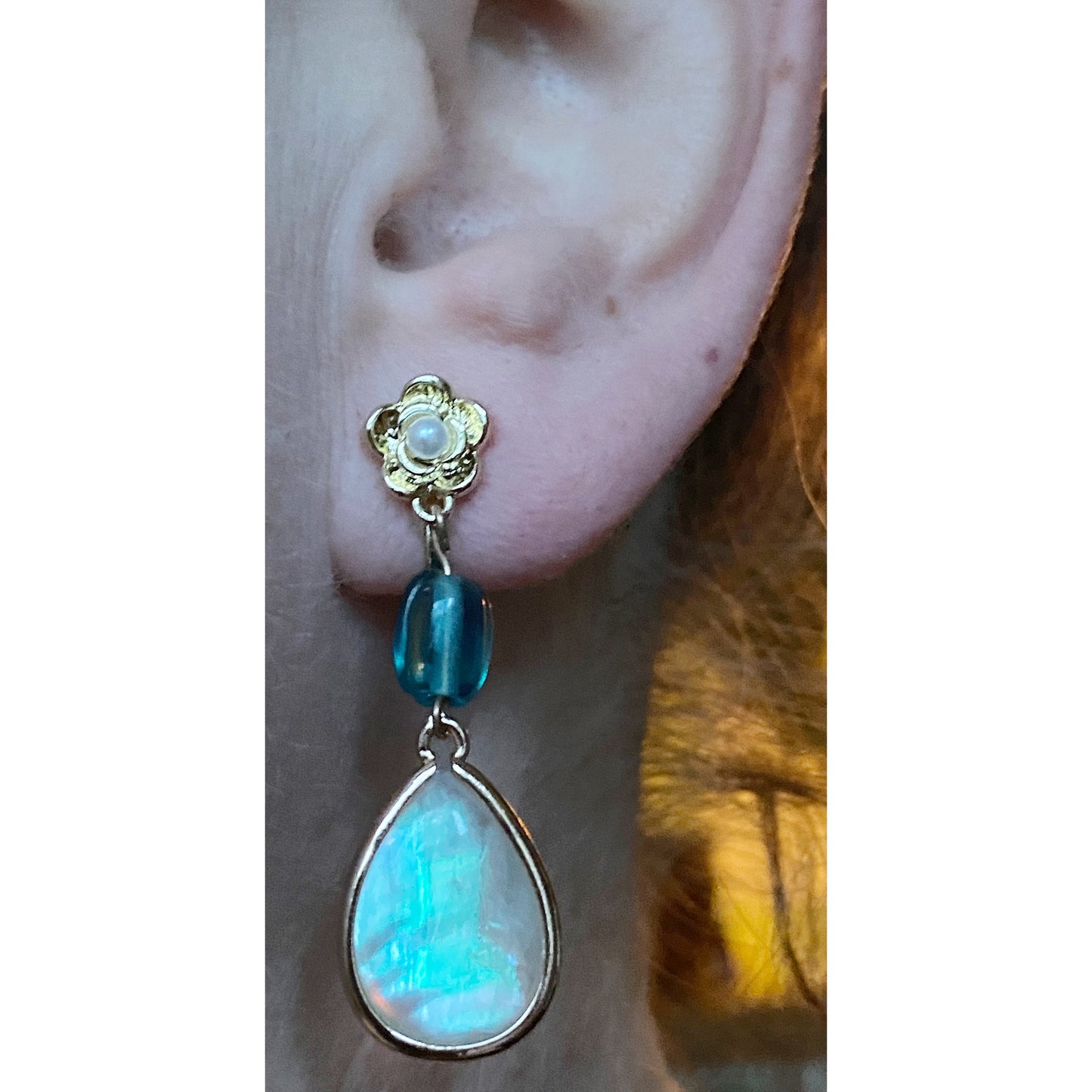 Gorgeous dangling shell teardrop clip on earrings, blue glass bead and shell earrings