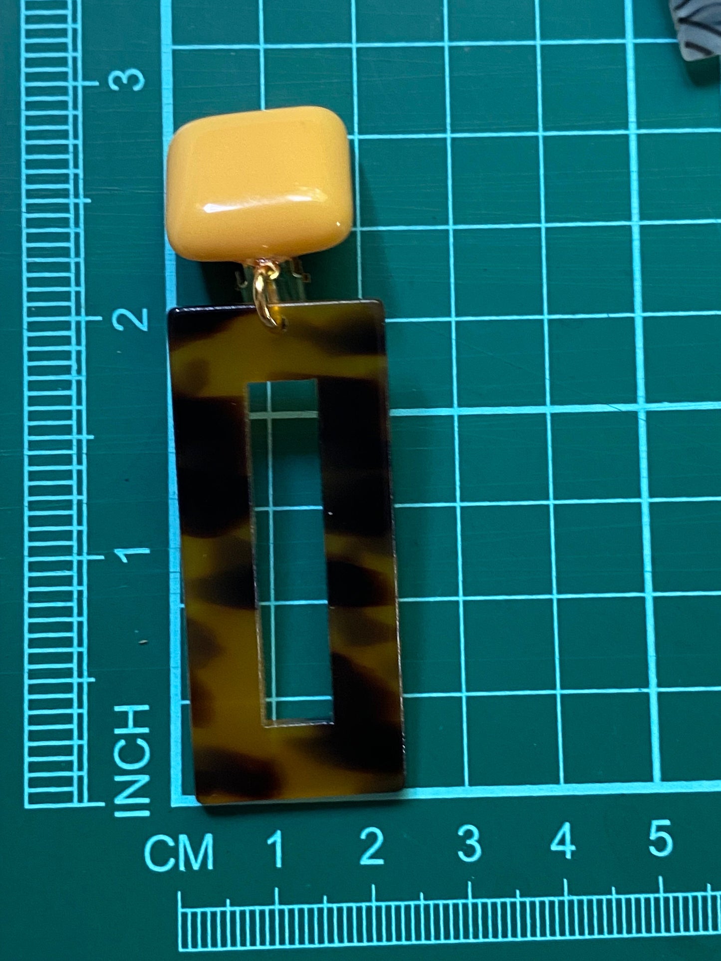 Tortoiseshell rectangle clip on dangling earrings, modern bold ear clips