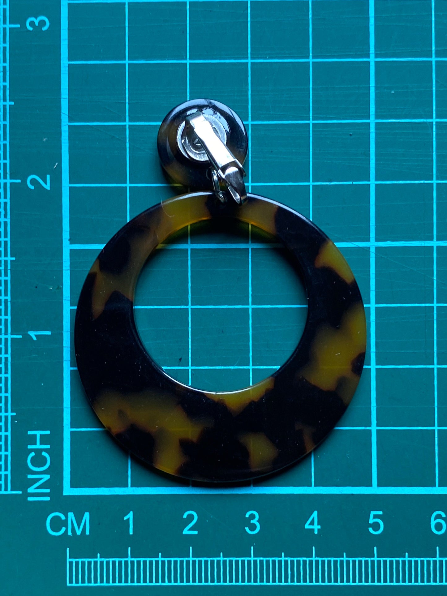 Simple clip on dangling tortoiseshell hoop earrings, neutral hoop earrings