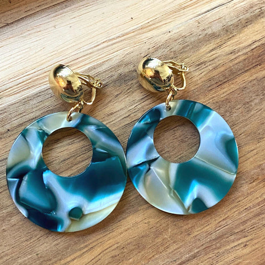 Dangling acetate tortoiseshell hoop clip on earrings