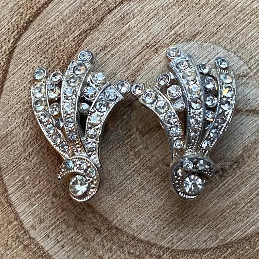 Vintage iridescent rhinestone clip on earrings
