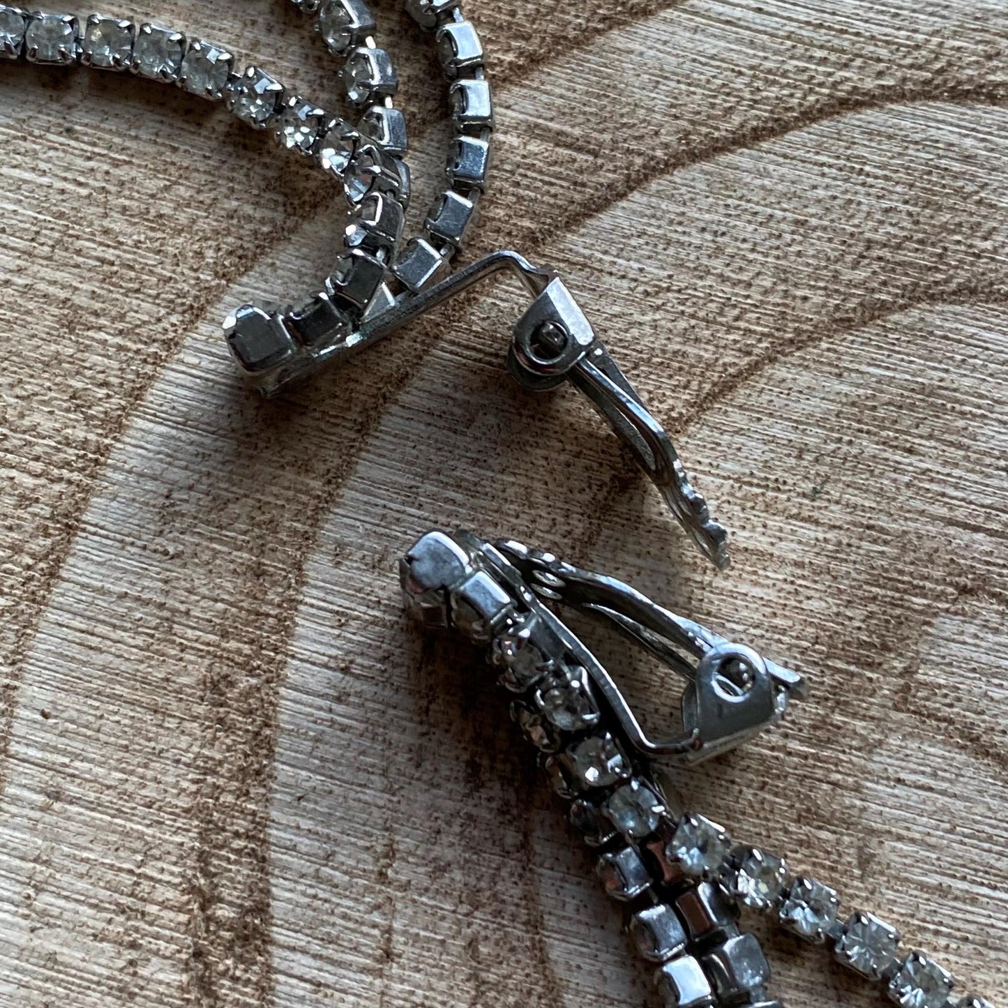 Vintage clip on rhinestone earrings, dangling rhinestone tassels