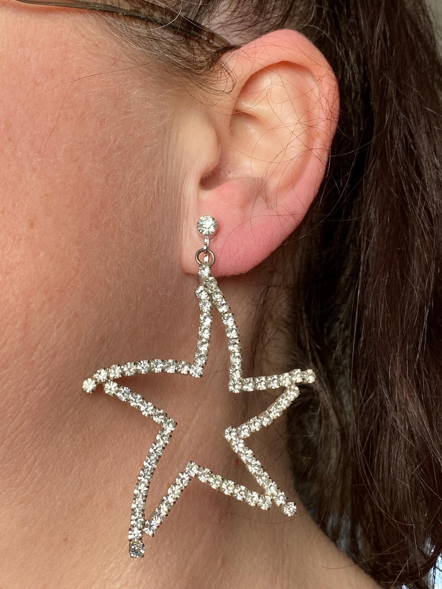 Vintage clip on dangling rhinestone star earrings