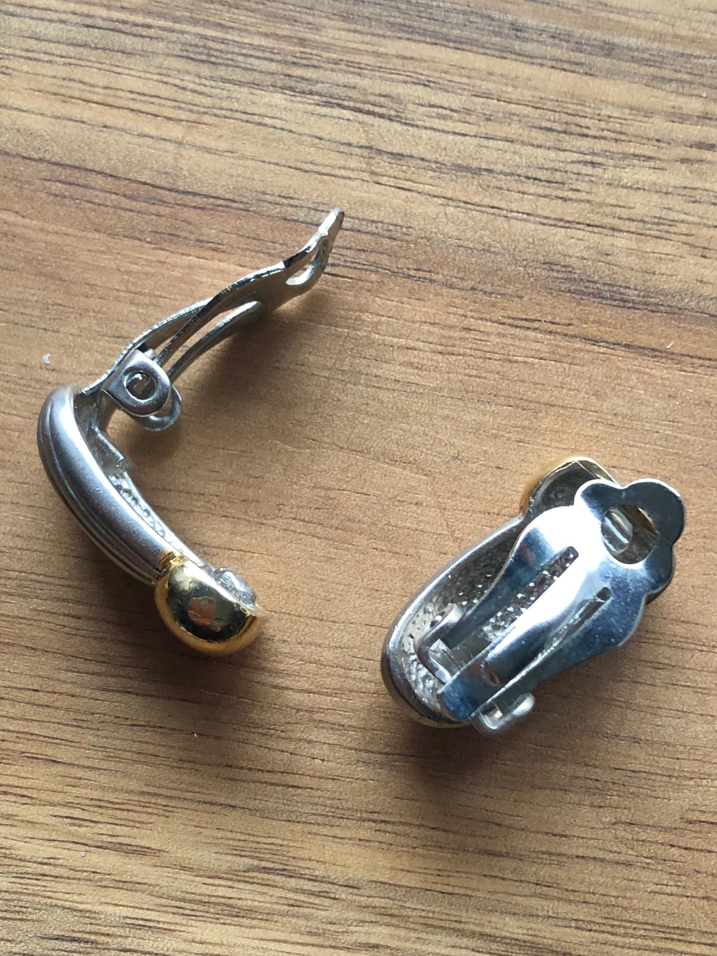 Vintage Gold and silver ribbed clip on earrings