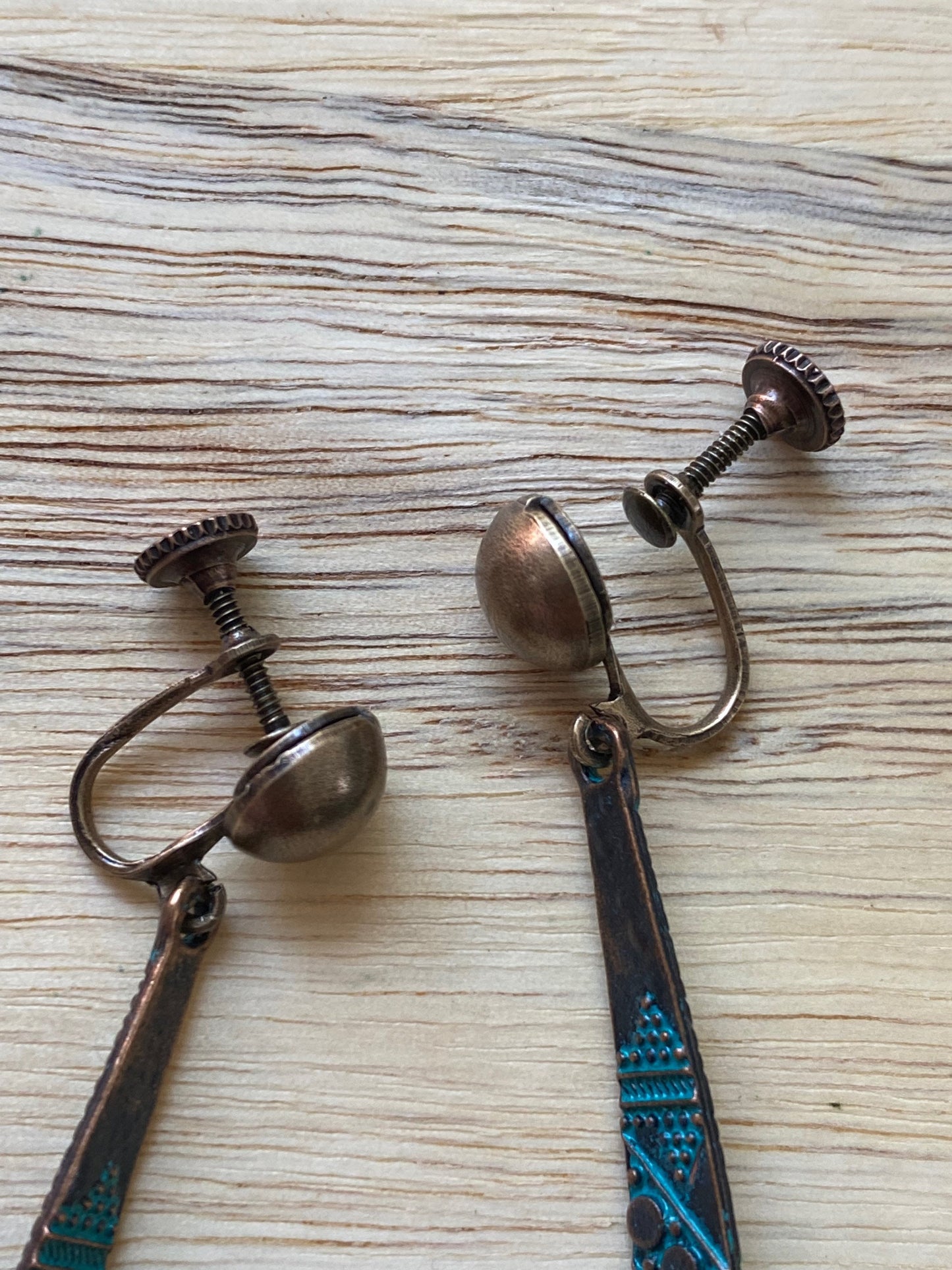 Dangling bronze spear clip on earrings (no pierce | screwback)