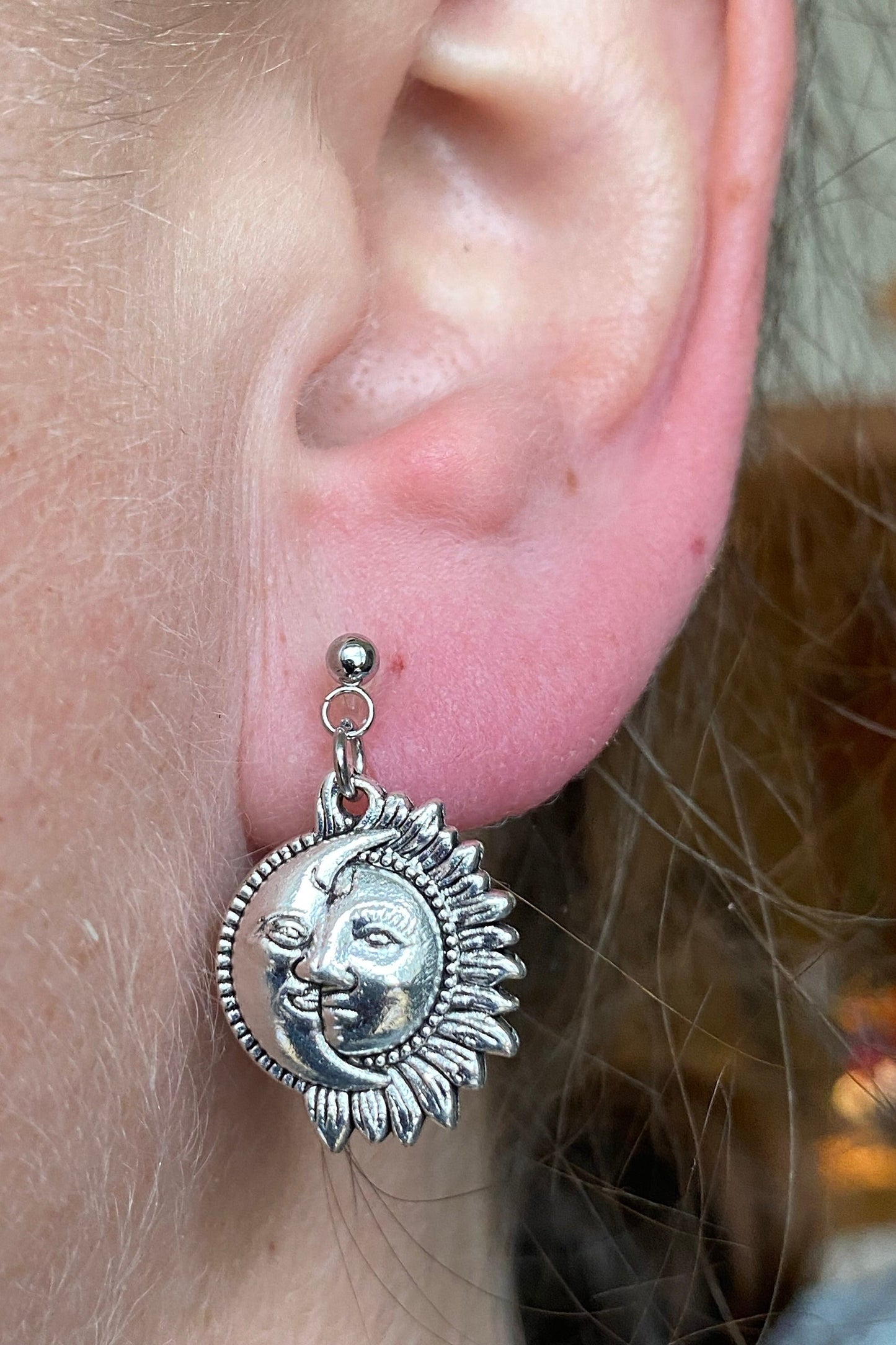 Dangling astrology invisible clip on earrings, earrings on plastic closures