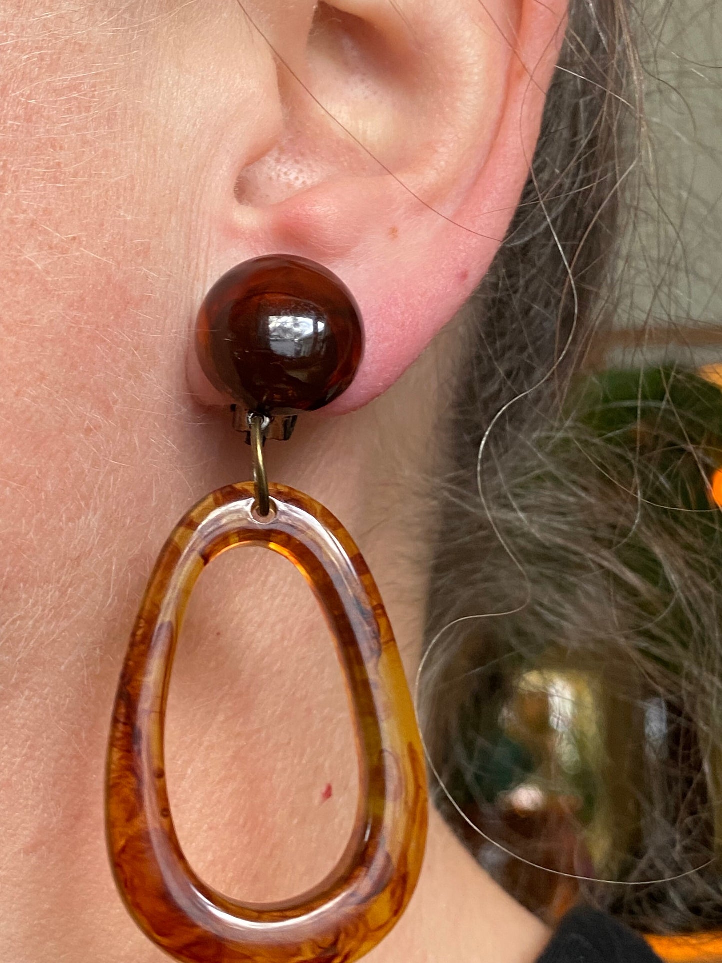 Dangling neutral hoop clip on earrings, brown tortoiseshell