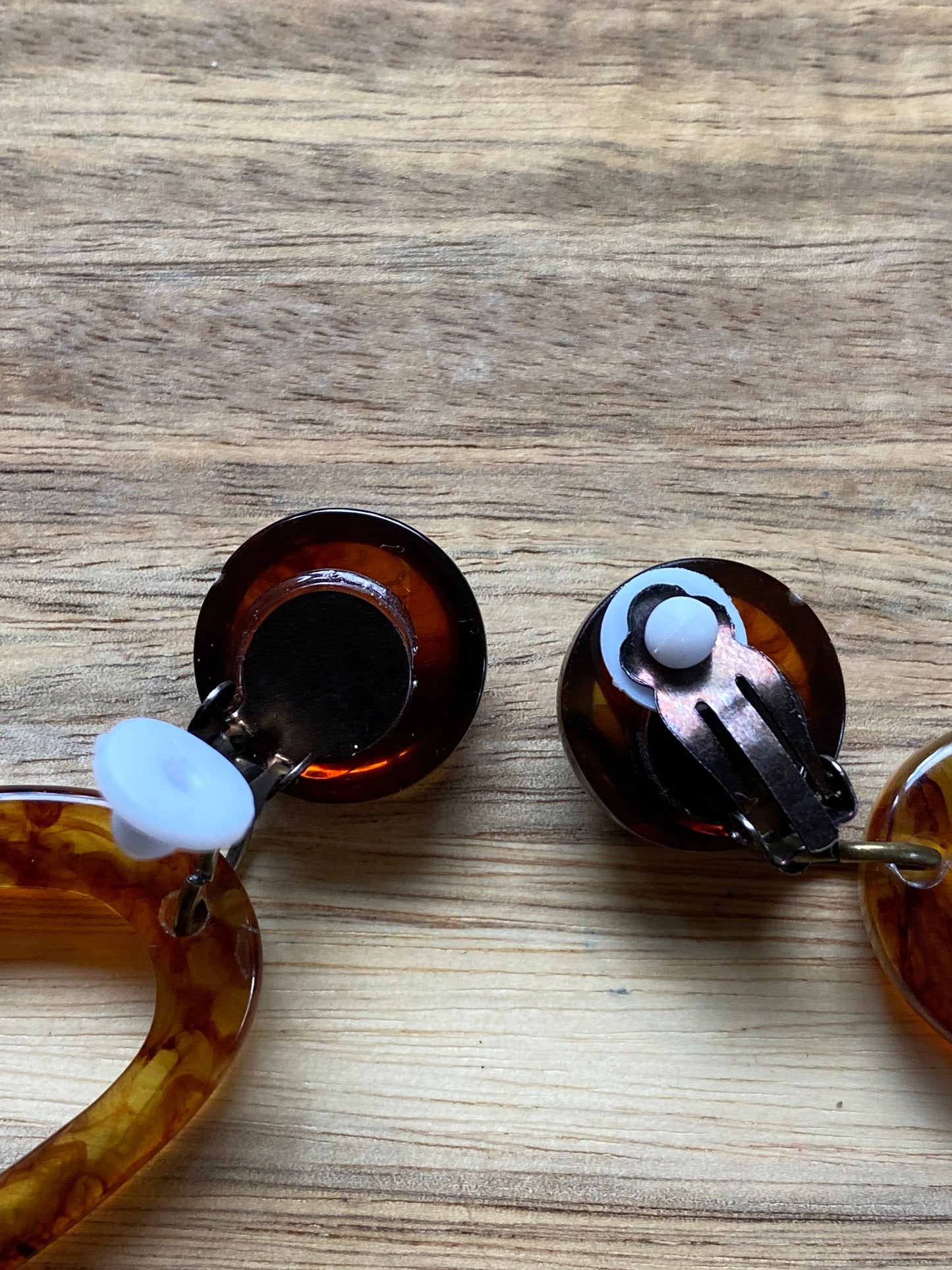 Dangling neutral hoop clip on earrings, brown tortoiseshell