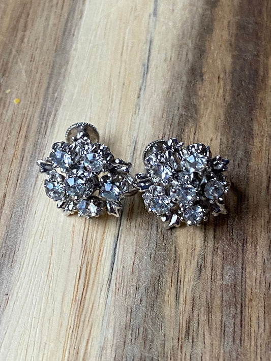 vintage rhinestone clip on earrings