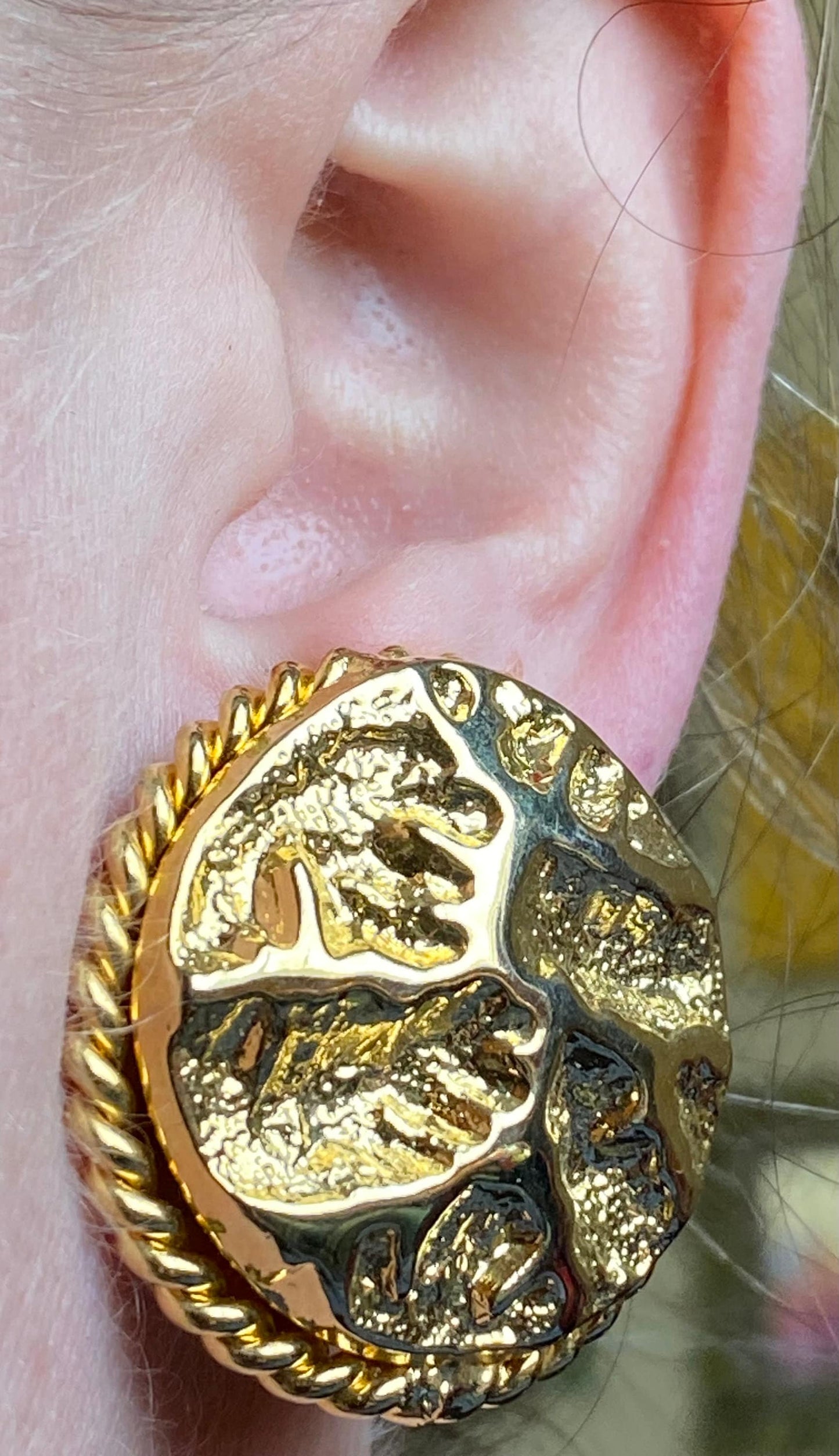 Vintage gold clip on earrings, round gold button earrings