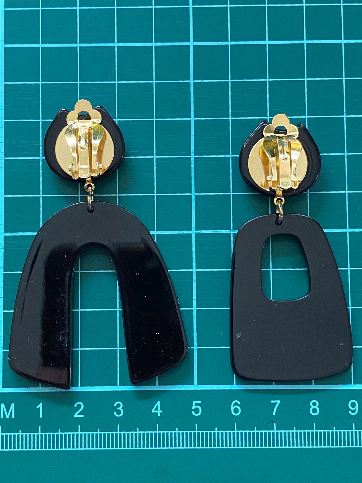 Catty clip ons! Large clip on acrylic arch or hoop earrings with cat-shaped closures