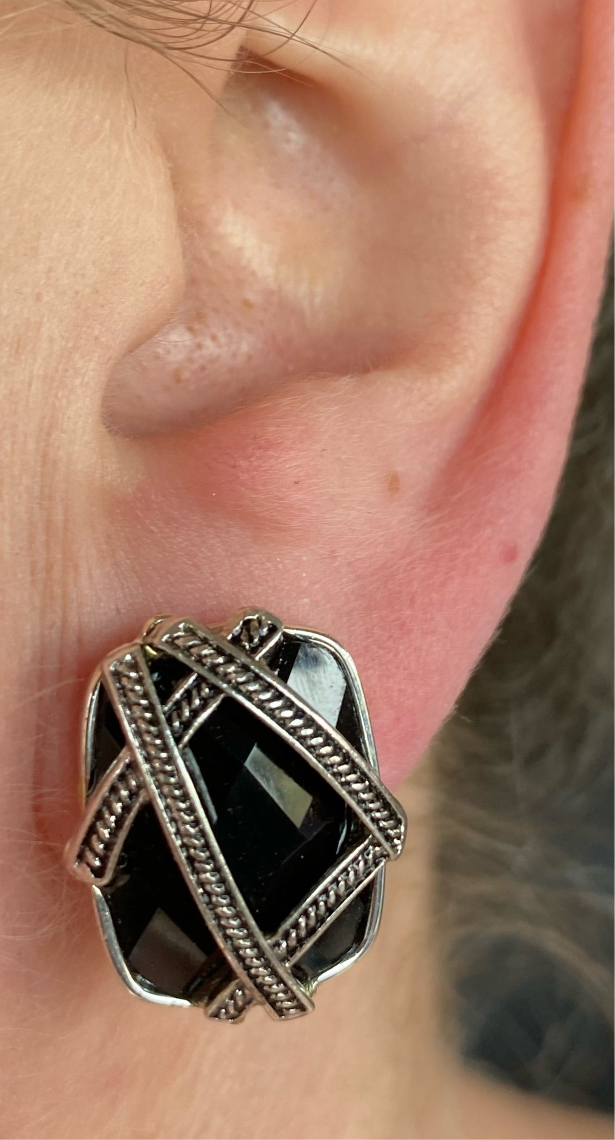Vintage Napier silver and black clip on button earrings with