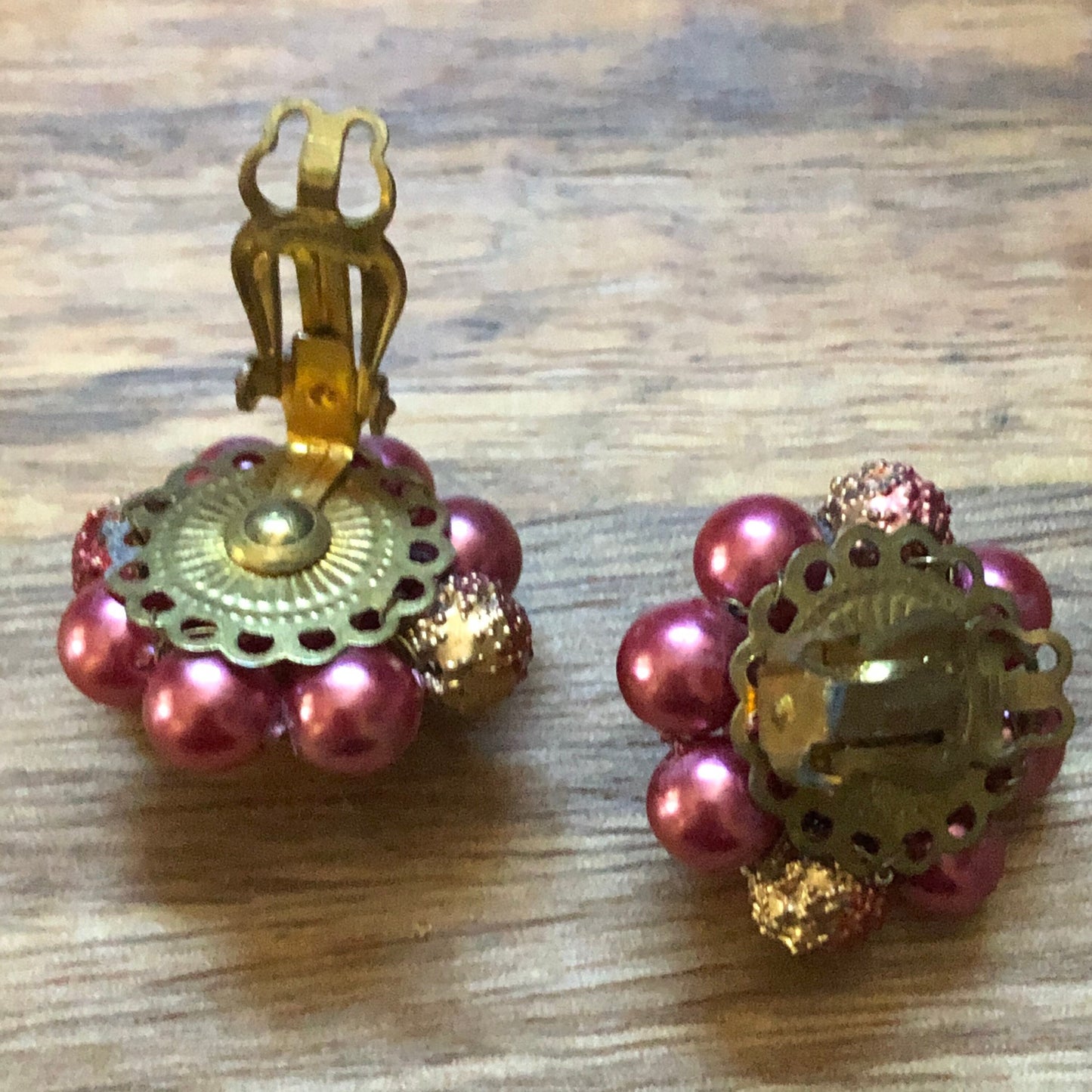 Vintage Japan pink/red and gold cluster beaded clip on earrings