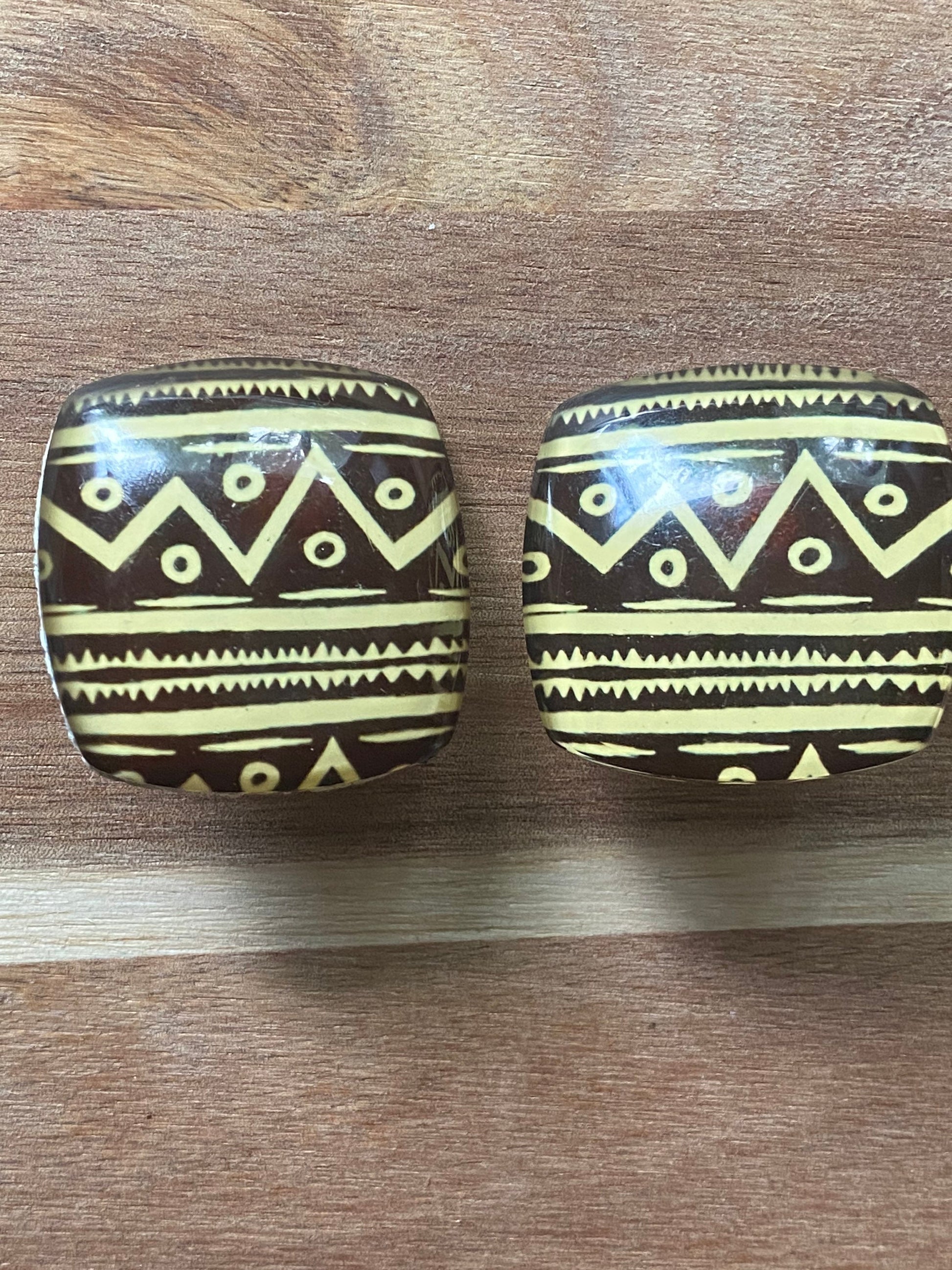 clip on earrings