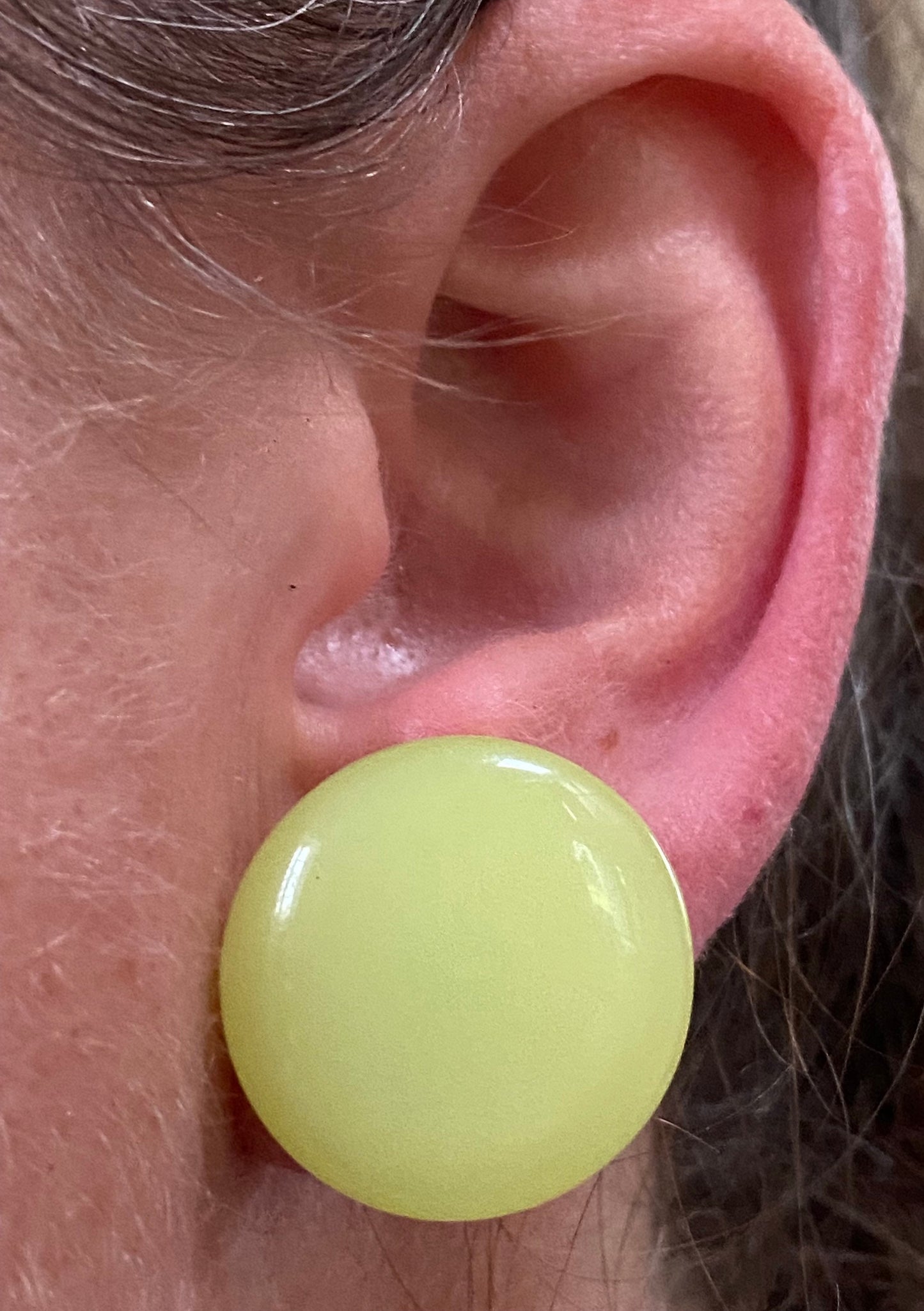 Vintage luminous lemon moonglow dome clip on earrings | screwback yellow earrings