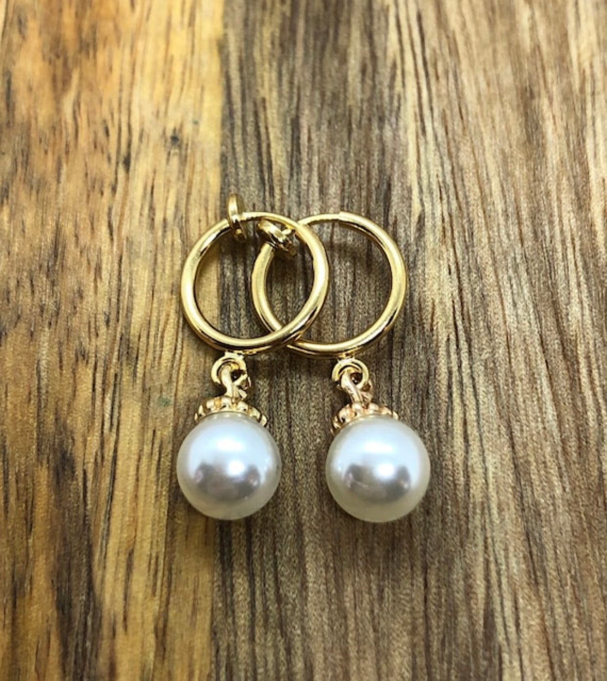 Dangling faux pearl huggie clip on earrings, retractable spring hoop earrings